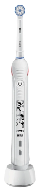 Электрическая зубная щетка Oral-B Junior Star Wars 1шт фото
